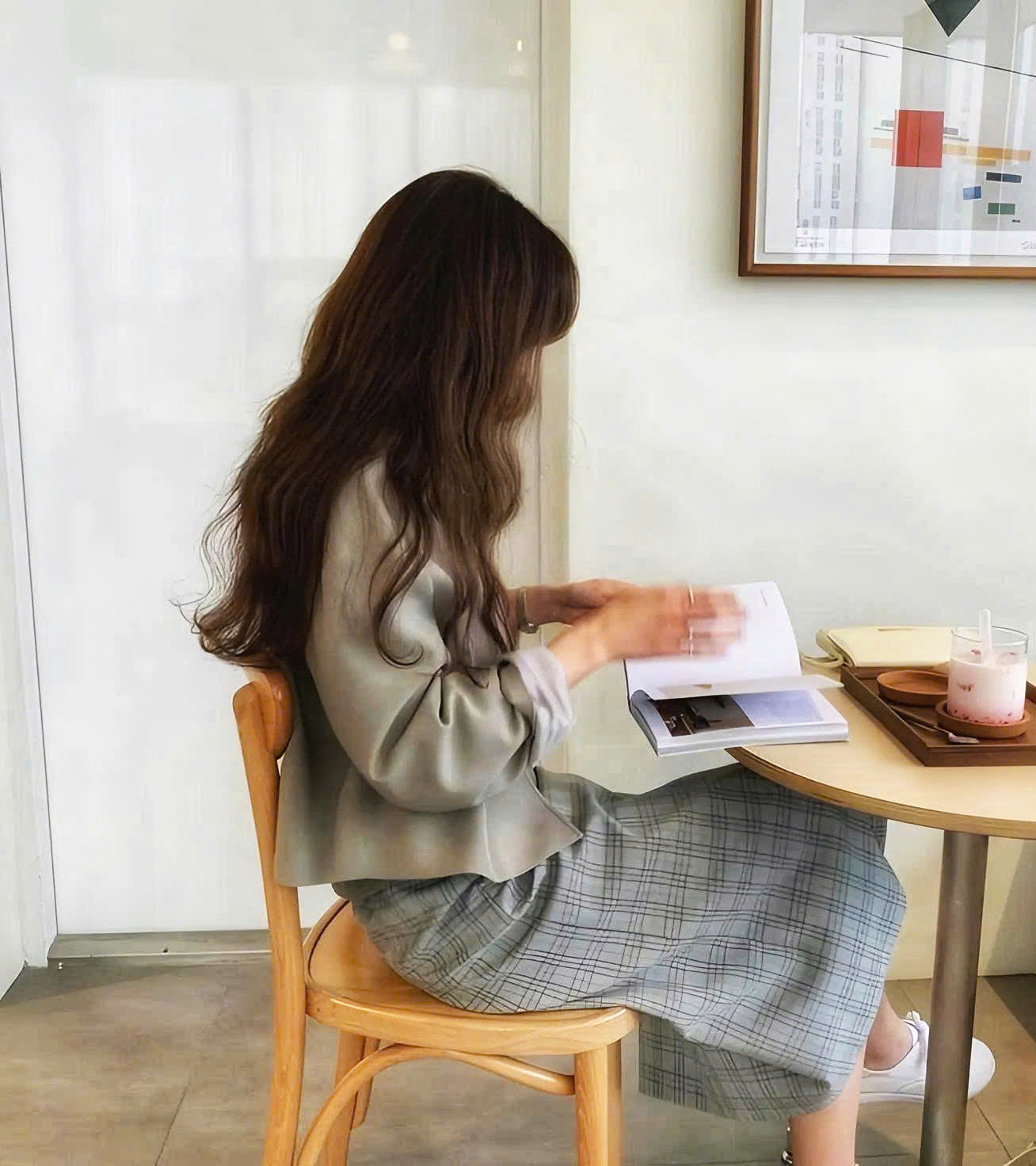 CÚI ĐẦU TRONG HỐI HẬN